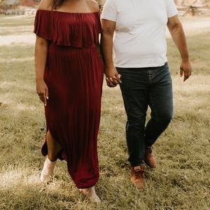 Off- shoulder maxi dress